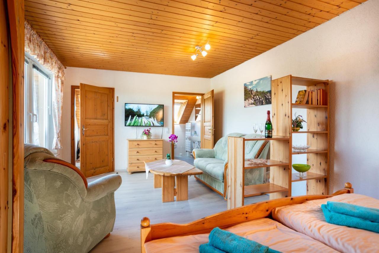 Pension Am Weinberg Saechsische Schweiz Mittelndorf ภายนอก รูปภาพ