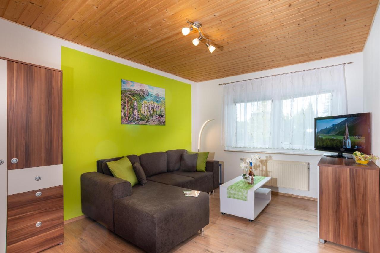 Pension Am Weinberg Saechsische Schweiz Mittelndorf ภายนอก รูปภาพ